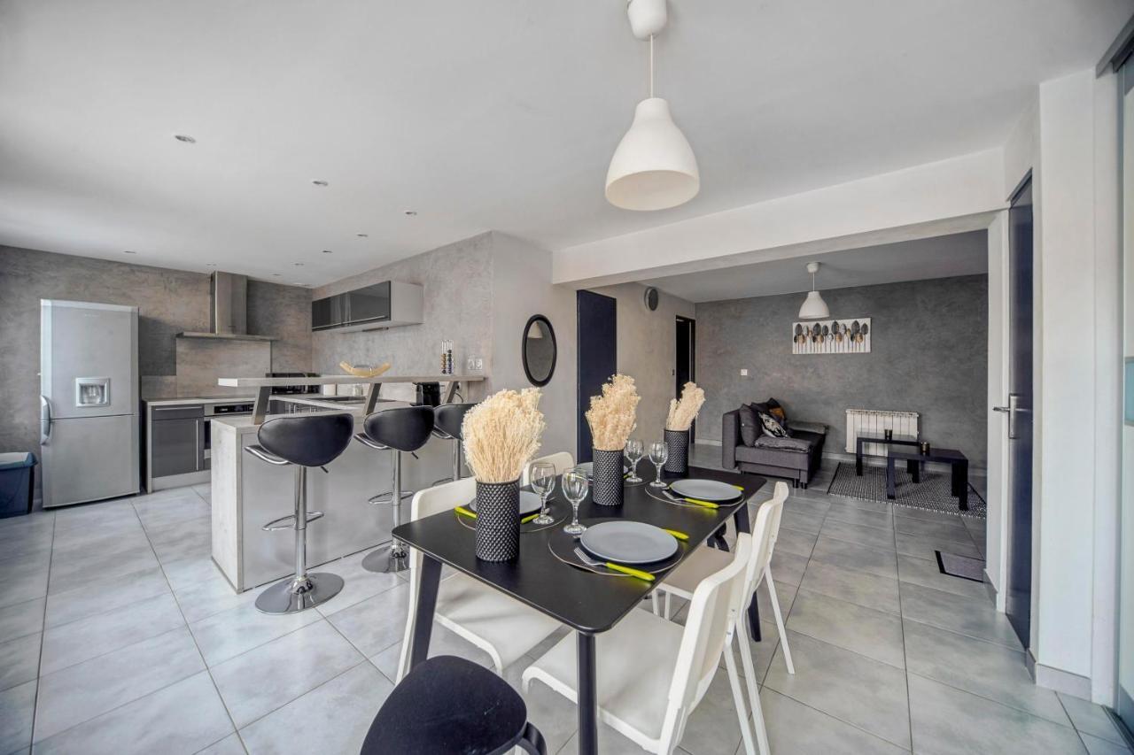La Chalaronne - Appartement Au Coeur De La Cite Medievale Шатийон-сюр-Шаларон Экстерьер фото